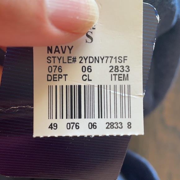 Disney Mickey “I’m with goofy” youth small tshirt - Picture 5 of 5